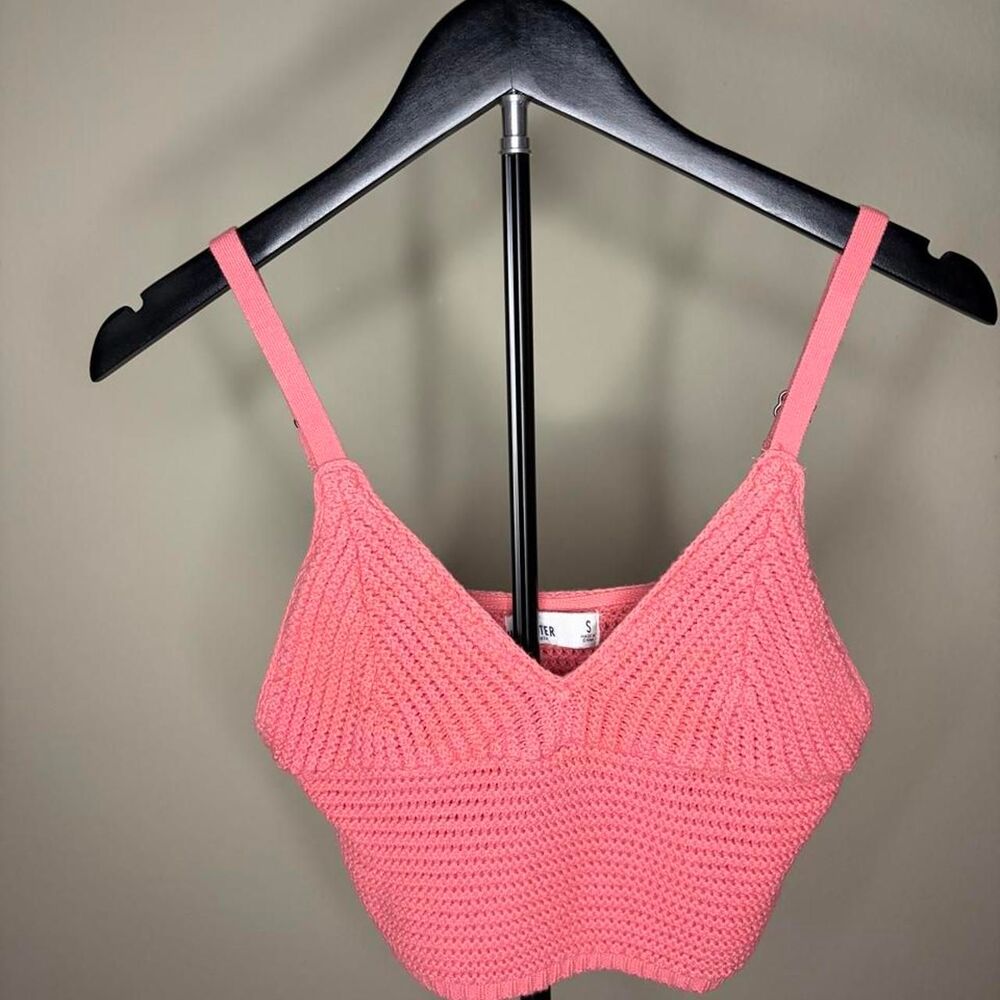 Y2K Hollister pink crochet crop top